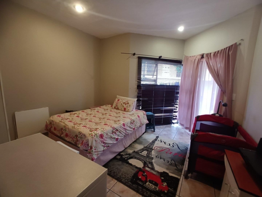 2 Bedroom Property for Sale in Dassie Rand North West